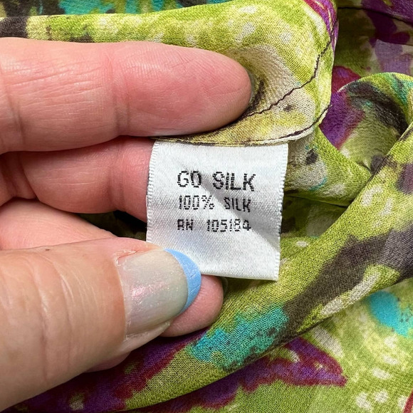 Vintage GOSilk Petite Blouse Button Front Paisley Women’s Size PM - Picture 6 of 9